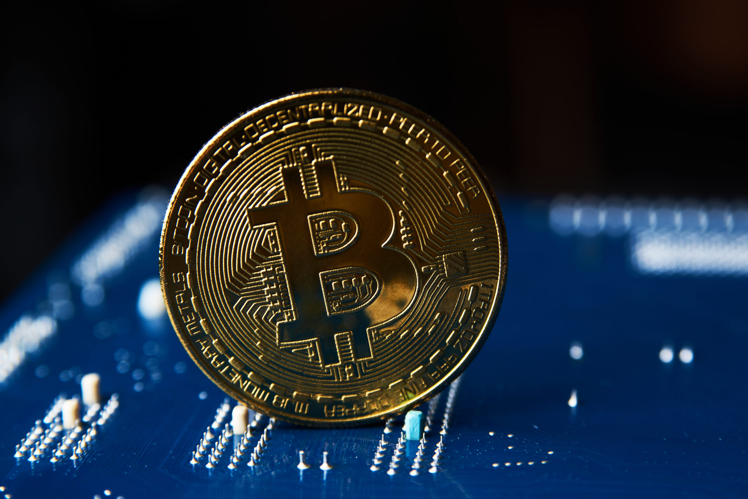 Piénselo dos veces antes de pagar los salarios al empleado en bitcoins |  Café con Labor